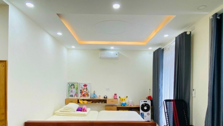 CHỦ CẦN BÁN GẤP HẠ 200tr VÕ VĂN NGÂN 110m2 2 TẦNG MỚI TINH ĐẸP LUNG LINH GIÁ HƠN 6 TỶ